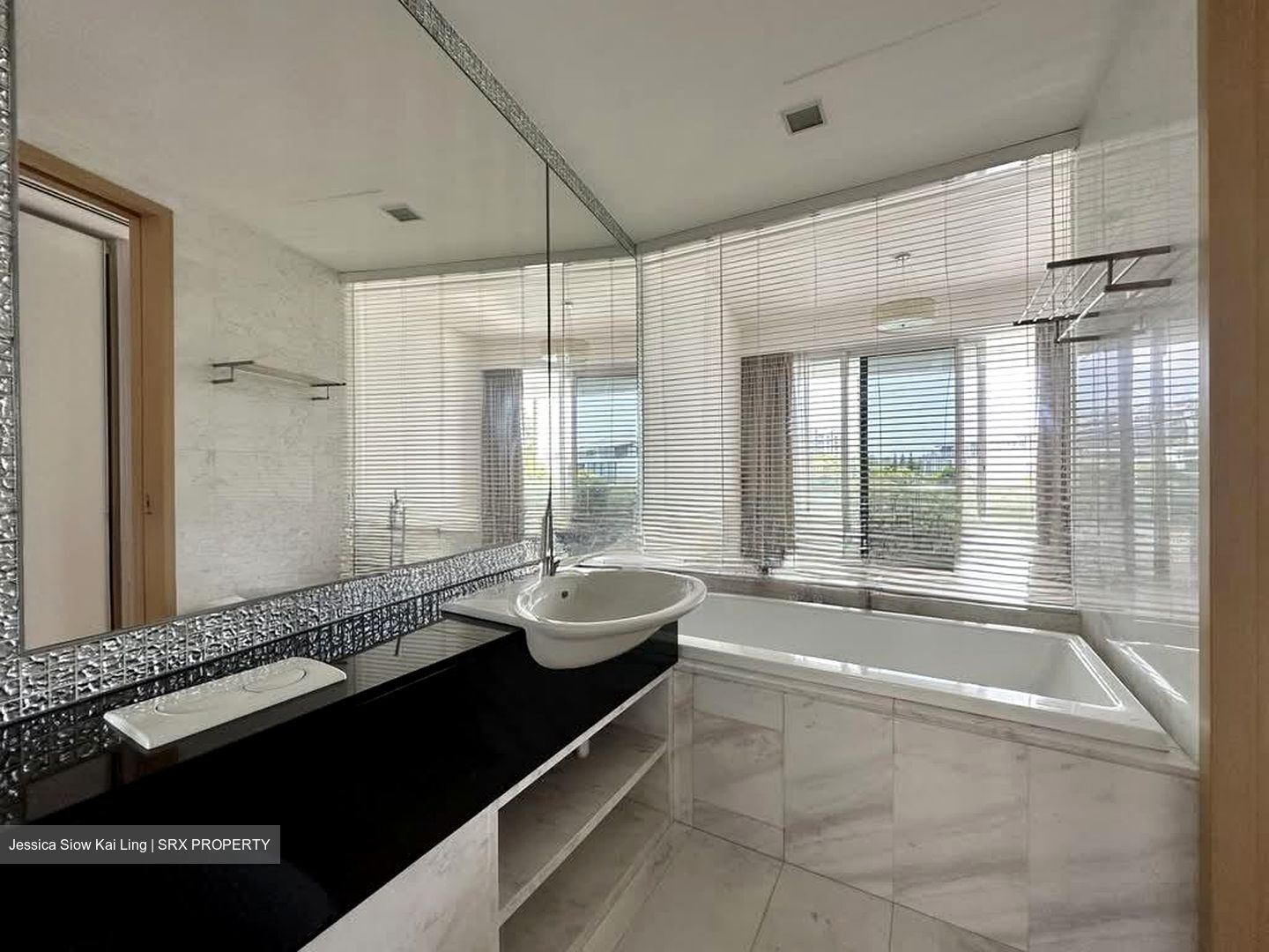 Turquoise (D4), Condominium #569766931